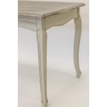 Asztal krém színű 157x80cm